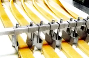 के. एच. पूर्ण स्वचालित स्विस रोल प्रसंस्करण मशीन रोल केक बनाने के उपकरण