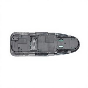 ชุดควบคุมกระจกไฟฟ้า Scudo พร้อมกลไกพับแบบนวัตกรรม - Product Image 2