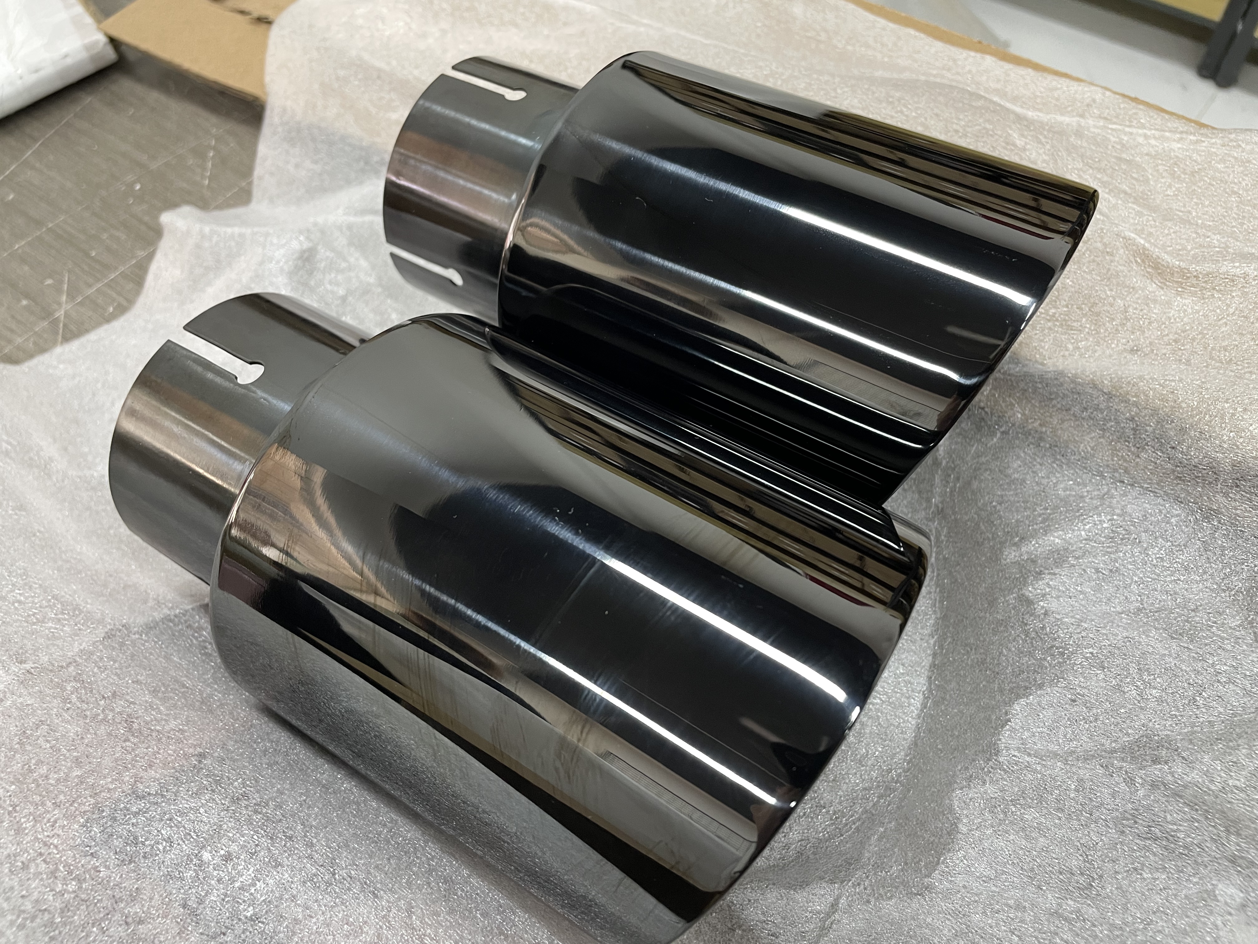 Stainless Steel Glossy Balck Tips