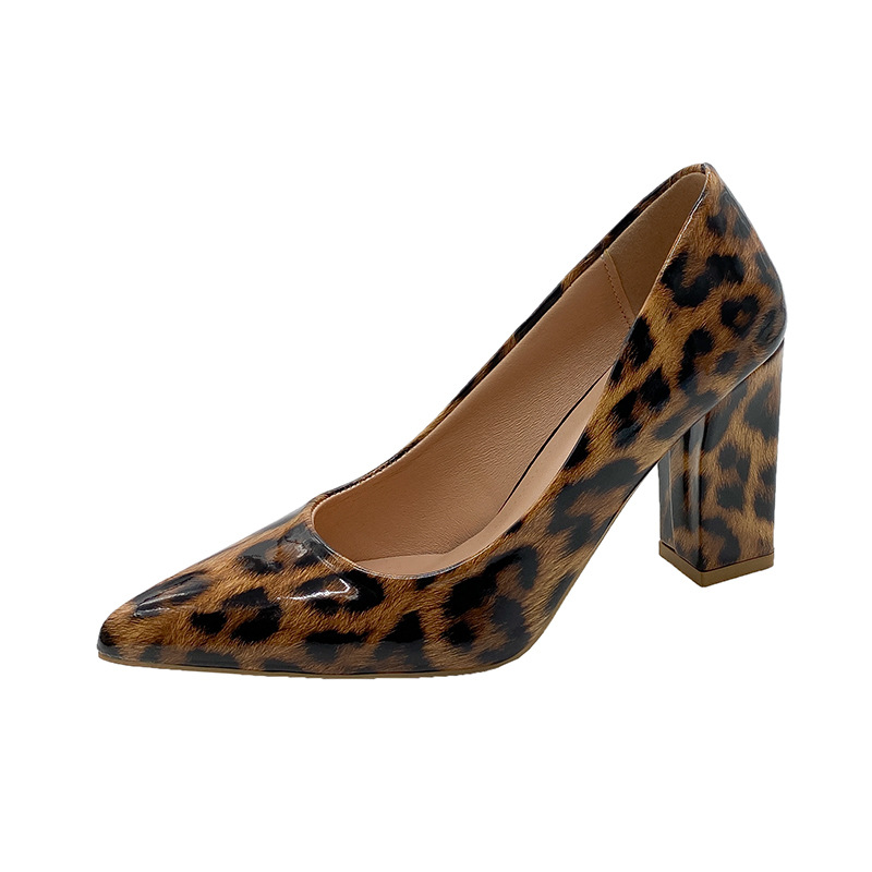 Estampado de leopardo brillante