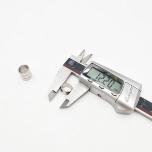 Aimant puissant en néodyme à 5/6 trous centraux, diamètre <span class=keywords><strong>20</strong></span> mm x 5 mm, prix usine Chine - Product Image 4