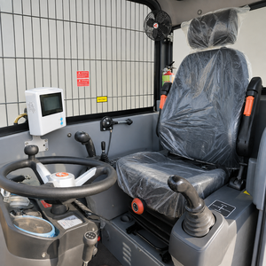 Bétonnière autochargeante avec benne de chargement, camion bétonnière mobile pour chantier de construction - Product Image 5