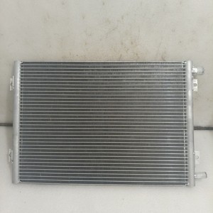 คอนเดนเซอร์ฮุนได 11 EM-90050 สำหรับอะไหล่รถขุด - Product Image 1