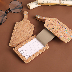 Étiquette de bagage en cuir portable de luxe en liège PU, porte-badge pour cadeaux d'affaires et promotionnels - Product Image 3