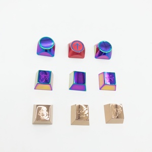 Keycaps Meccanici in Metallo Personalizzati OEM per Tastiera Cherry MX, in Lega di Alluminio/Zinco, Lavorazione CNC/Fonderia, Fabbricazione di Lamiere Metalliche - Product Image 3