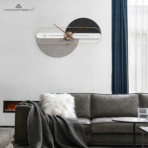 Reloj de Pared Decorativo de Metal y Madera Noridongsan, Reloj de Pared Digital Silencioso, Movimiento Solar para Sala de Estar/Oficina - Product Image 5