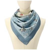 Foulard carré à motif de fleurs et de dinosaures de dessin animé, foulard en soie bleu doux et tendance, taille et emballage personnalisés, vente en gros