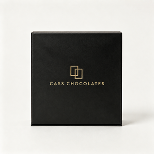 Boîte à chocolats magnétique de luxe personnalisée, 4/9 pièces, emballage rigide en papier noir au toucher doux, étui pour truffes et dattes avec plateau en plastique - Product Image 3
