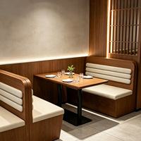 Ensemble de canapés de restaurant haut de gamme, modernes et minimalistes, en bois massif, sur mesure pour les chaînes de restaurants occidentaux et les bistrots
