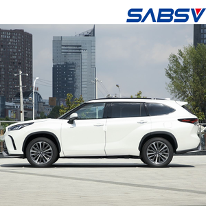 <span class=keywords><strong>Toyota</strong></span> Crown SUV Land Release 4x4 avec volant à gauche, boîte de vitesses automatique, transmission intégrale, sièges en cuir - Voiture neuve - Product Image 4