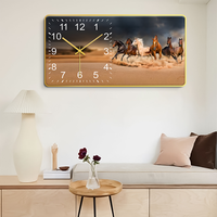 Dernière horloge murale de peinture en cristal moderne populaire conception de paon encadrée avec affichage silencieux d'aiguille pour la décoration intérieure utilisation de restaurant