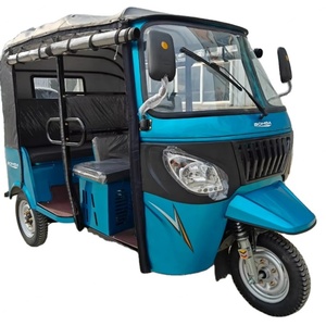 รถสามล้อโดยสารแบบมอเตอร์ไซค์เต็มรูปแบบ 250 ซีซี สำหรับใช้เป็นแท็กซี่ พร้อมตัวเลือกเครื่องยนต์เบนซิน 150 ซีซี 200 ซีซี แบบตัวถังปิด - Product Image 1
