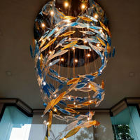 Lustre en verre de luxe personnalisé en forme de poisson, suspension artistique moderne pour villa, escalier, hall d'hôtel, restaurant, décoration de plafond haut