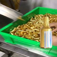 Machine d'emballage verticale pliable monobloc pour confiseries, haute efficacité, conception personnalisée automatique