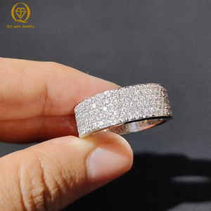 Anillo de hombre estilo hip hop de platino y oro macizo con diamantes de laboratorio de claridad VVS en medio y todo círculo, ideal para fiestas y bodas, joyería certificada IGI. - Product Image 4