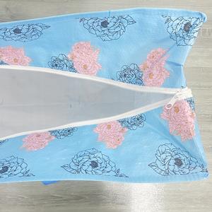 カスタム再利用可能ポリプロピレン製トートショッピングバッグ 中サイズ 大きめ 防水食料品バッグ ロゴ入りPP織りトートバッグ ギフト用 - Product Image 4