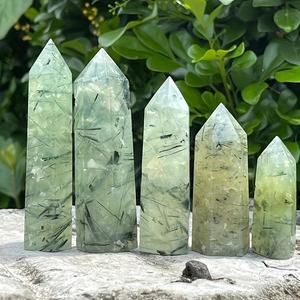 Vente en gros de tours de cristaux en pierre naturelle polie de style bohème (Pyrite, Prehnite) pour une décoration intérieure unique et des cadeaux de fêtes - Product Image 6