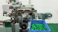 Machine d'emballage verticale pliable pour confiseries, haute efficacité, entièrement automatique, sur mesure