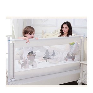 Barriera protettiva per recinzione con <span class=keywords><strong>letto</strong></span> regolabile colorato per bambini e neonati - Product Image 1