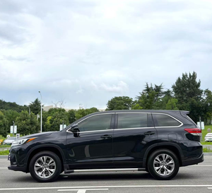 Toyota Highlander d'occasion 2018 2.0T 2WD 7 places SUV Automatique Conduite à Gauche <span class=keywords><strong>pour</strong></span> Flotte de Location et Exportation - Product Image 3