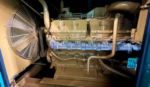 信頼性の高い中古CAT 3412キャタピラー<span class=keywords><strong>650KVA</strong></span>ディーゼル発電機（400V）50Hz、防音キャノピー付き - Product Image 2