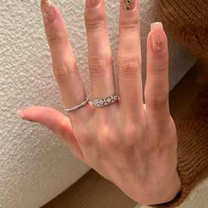 Bague en argent pur S925 avec motif en dentelle et diamants, style antique sculpté, design de grille de diamants, sensation haut de gamme, élégante et légère - Product Image 2