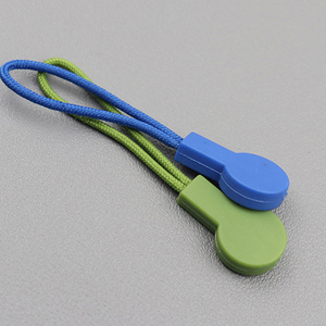 Venta al por mayor Top Seller <span class=keywords><strong>String</strong></span> Cord Colorful Custom Bag Zip Head Slider Silicona <span class=keywords><strong>Rubber</strong></span> Zipper Pull - Product Image 3