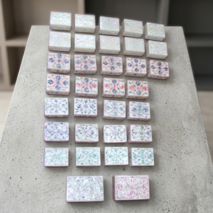 Boîte à bijoux en marbre rose moderne faite à la main par Stonecrafts International, motif carré, travail de nacre, qualité d'exportation, sur mesure - Product Image 2