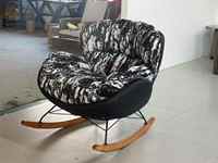 Fauteuil à bascule moderne fait à la main avec dossier en cuir, siège en tissu, revêtement à motifs, siège unique pour chambre à coucher, appartement