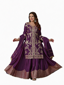 Salwar Kameez Anarkali Morado Bordado con Hilos Florales, Abrigo Largo para Mujer, para Bodas Pakistaníes y Graduaciones - Product Image 1
