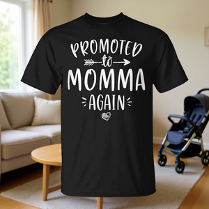 Camiseta para Futura Mamá, Promocionada a Mamá, para el Día de la Madre - Product Image 3
