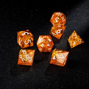 Dados Poliédricos de Resina Personalizados para DnD, Color Morado Transparente con Bordes Nítidos, Venta al por Mayor - Product Image 2