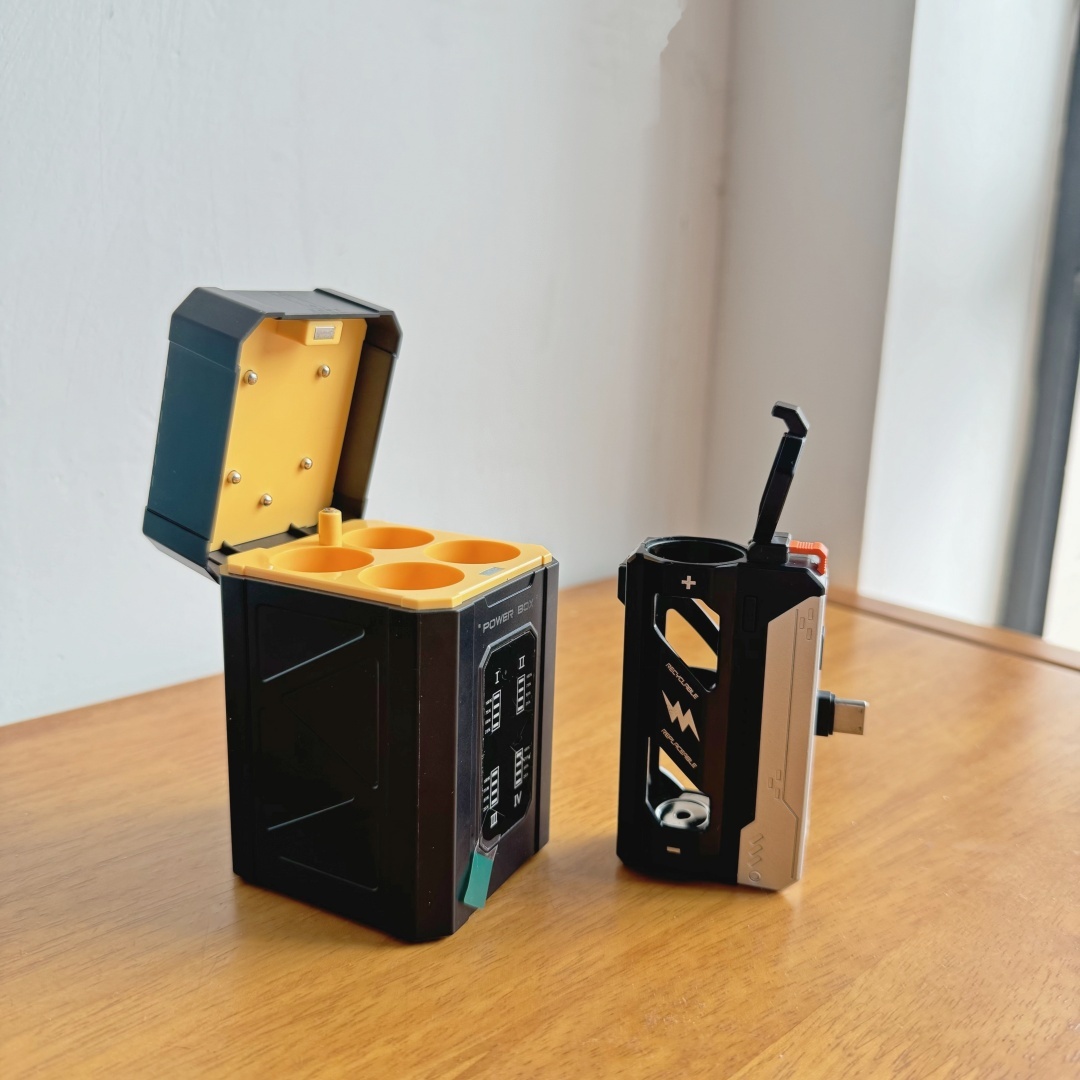Boîtier de chargeur de batterie + corps de banque de puissance Type C