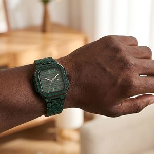 Reloj de Pulsera UWIN Hip Hip para Hombre, Cuadrado, Resistente al Agua, con Esfera de Números Romanos, Completamente Cubierto de Piedras Verdes, Relojes Negros - Product Image 4