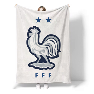 Vente en gros 2026, <span class=keywords><strong>couverture</strong></span> en flanelle <span class=keywords><strong>polaire</strong></span> personnalisée à thème d'équipe de football, impression par sublimation, <span class=keywords><strong>couverture</strong></span> blanche vierge - Product Image 5