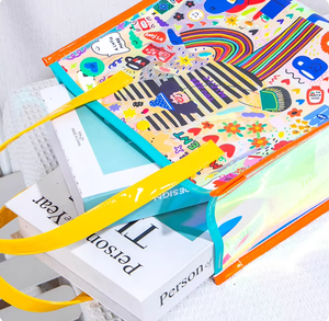 Sac de yoga en PVC personnalisé en gros, motif dessin animé imprimé, sac de voyage pour femme, sac de plage portable, sac à bandoulière durable pour usage extérieur - Product Image 1