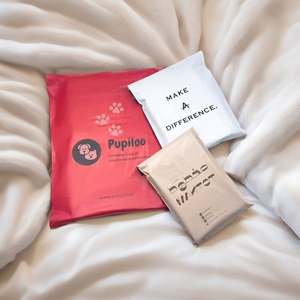 Sacs d'expédition recyclables imprimés avec logo personnalisé, anti-déchirure, livraison express, sac pour vêtements avec caractéristiques de protection de l'environnement - Product Image 1