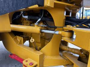 Cat 950 Caterpillar utilisé 5 tonnes chargeuse sur pneus Cat950 Cat950GC Cat950H Cat966H chargeur frontal briques faisant des machines - Product Image 5