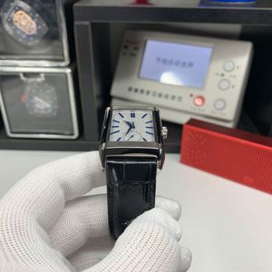 Montre décontractée pour femme en quartz diamanté avec bracelet en acier inoxydable tendance, aiguilles, design sportif élégant, vente en gros Omegas - Product Image 4