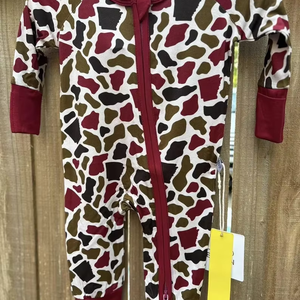 LR2693 personalizado bebé rojo verde negro patrón estampado niños venta al por mayor mameluco manga larga mono niño conjunto - Product Image 1