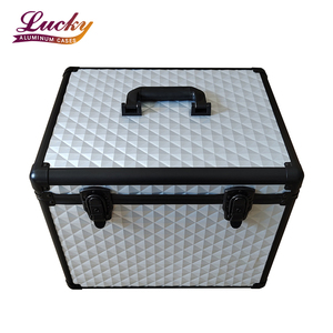 Horse Equestrian Hardshell Grooming Case With Tray and Spilt Compartment Durable Horse Grooming Box For Grooming Kit