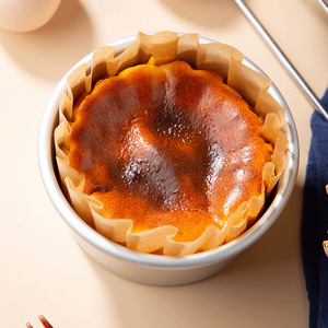 กระดาษรองอบซิลิโคนแบบวงกลมสำหรับทำขนมบาสก์ ขนาด 4 6 8 นิ้ว แบบใช้แล้วทิ้ง สำหรับร้านเบเกอรี่ - Product Image 1