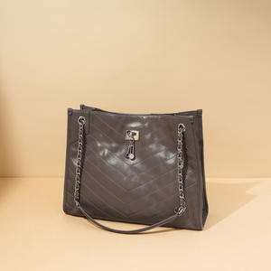 กระเป๋าผู้หญิงสะพายข้างสายโซ่หนังวัวแท้, กระเป๋าโท้ทกระเป๋าโท้ทความจุมาก - Product Image 4