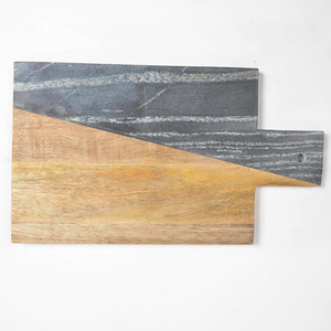 2025 Meilleure vente Planches à découper et plateau de service en bois de mangue avec trait naturel de qualité supérieure. - Product Image 1