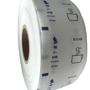 Rotoli <span class=keywords><strong>di</strong></span> <span class=keywords><strong>carta</strong></span> patinata PE termosaldata per uso alimentare per la produzione <span class=keywords><strong>di</strong></span> <span class=keywords><strong>bustine</strong></span> <span class=keywords><strong>di</strong></span> zucchero con Logo stampato 1-4 colori - Product Image 2