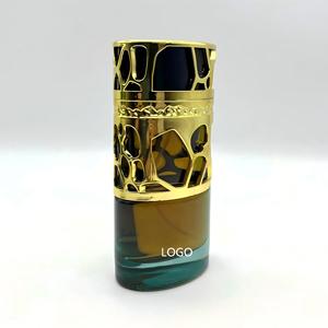 Vente en gros d'usine - <span class=keywords><strong>Essence</strong></span> <span class=keywords><strong>de</strong></span> <span class=keywords><strong>parfum</strong></span> légère Qima 100ml - <span class=keywords><strong>Parfum</strong></span> oriental arabe du Moyen-Orient <span class=keywords><strong>de</strong></span> luxe avec flacon doré ajouré pour femmes - Product Image 3