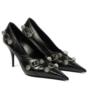 <span class=keywords><strong>Scarpe</strong></span> da lavoro con <span class=keywords><strong>tacco</strong></span> a spillo alto dal design accattivante per uomo borchie <span class=keywords><strong>scarpe</strong></span> con <span class=keywords><strong>tacco</strong></span> alto da donna sexy con punta molto appuntita - Product Image 1