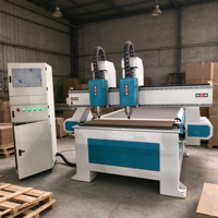 Routeur CNC à double tête haute vitesse 1325 pour la fabrication d'armoires et la sculpture sur bois
