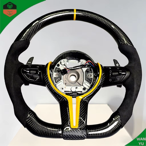 Volante Personalizado para <span class=keywords><strong>BMW</strong></span> Serie 1 F20 118i 120i 125i 135i M135i <span class=keywords><strong>118d</strong></span> 120d 125d 2011 a 2019, Volante de Fibra de Carbono - Product Image 2