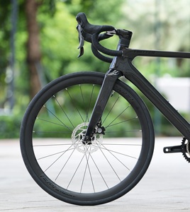 Bicicleta de Carretera de Fibra de Carbono 3K T8pro de Alta Calidad, Superventas, con Manillar Integrado 700c, 24 Velocidades, T8pro -2nd, Rs- 24s, Hydr - Product Image 3